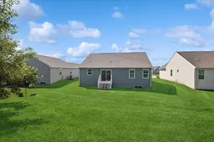 2688 Big Grv Cir, Yorkville, IL 60560 - Photo 21