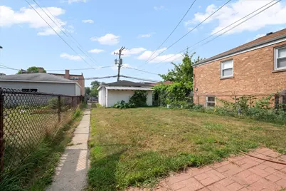 2611 W Jarlath Street, Chicago, IL 60645 - Photo 19