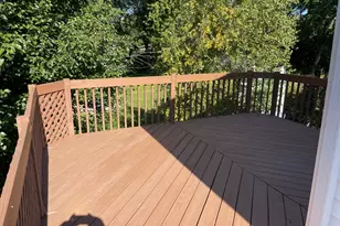 352 College St, Crystal Lake, IL 60014 - Photo 3