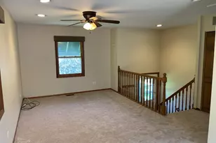 352 College St, Crystal Lake, IL 60014 - Photo 5