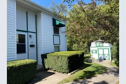 352 College Street, Crystal Lake, IL 60014 - Photo 1