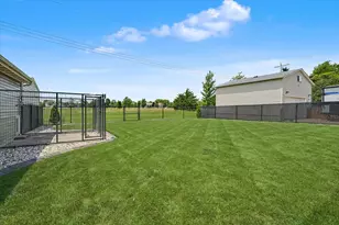 450 John St, Paxton, IL 60957 - Photo 29