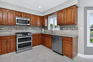 1110 Valley View Dr, Downers Grove, IL 60516 - Photo 7