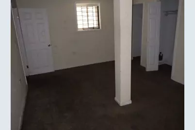 7916 S East End Avenue, Chicago, IL 60617 - Photo 13