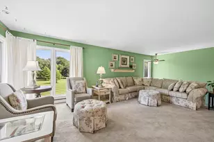 1503 Laurel Ct, Sleepy Hollow, IL 60118 - Photo 11