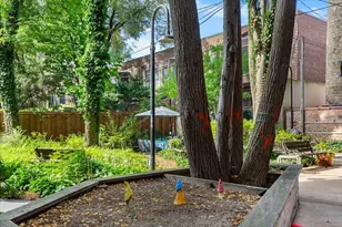 1633 E Hyde Park Blvd, Chicago, IL 60615 - Photo 17