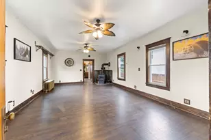 127 S River St, Montgomery, IL 60538 - Photo 11