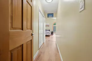 152 S Lancaster Dr, Bolingbrook, IL 60440 - Photo 7