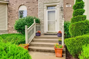 312 Camargo Ct, Vernon Hills, IL 60061 - Photo 5