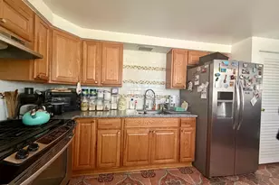 2210 Hermon Ave, Zion, IL 60099 - Photo 5