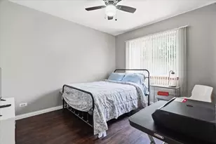 15 W Country Walk Dr W, Round Lake Beach, IL 60073 - Photo 19
