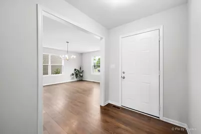 288 N Charles Street, Cortland, IL 60112 - Photo 5