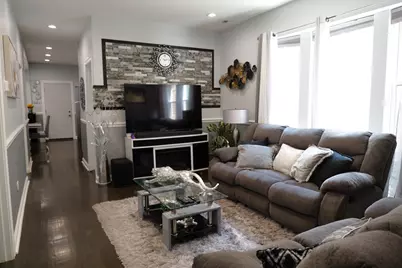 739 N Trumbull Avenue, Chicago, IL 60624 - Photo 31