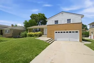 1640 Channing Ct, Melrose Park, IL 60160 - Photo 1