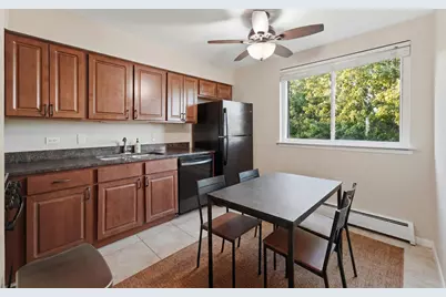 101 Boardwalk Street #2W, Elk Grove Village, IL 60007 - Photo 5