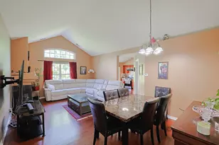 169 Concord Ln, Carol Stream, IL 60188 - Photo 7
