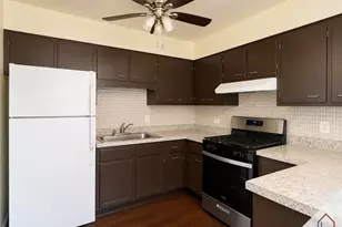 18213 Morgan St, Homewood, IL 60430 - Photo 3