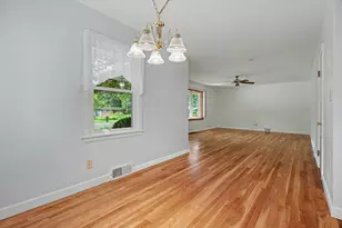 718 Dover Pl, Champaign, IL 61820 - Photo 9