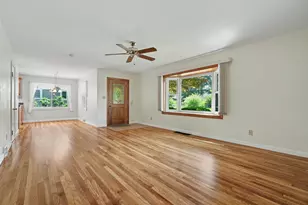 718 Dover Pl, Champaign, IL 61820 - Photo 7