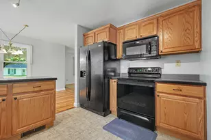 718 Dover Pl, Champaign, IL 61820 - Photo 11