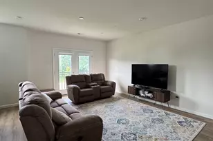 6211 Sandbelt Dr, Lisle, IL 60532 - Photo 5