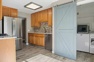 182 Hastings Mill Rd, Streamwood, IL 60107 - Photo 11