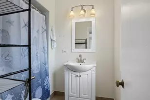 815 Oneida St, Joliet, IL 60435 - Photo 13