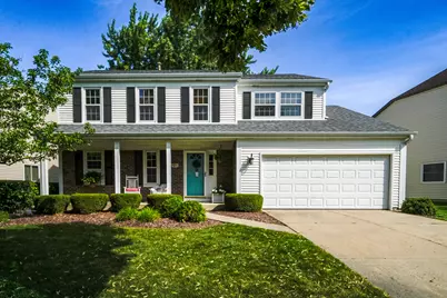 152 Knightsbridge Drive, Mundelein, IL 60060 - Photo 1