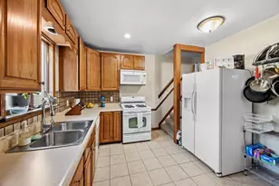 1180 Gunderson Ave, Oak Park, IL 60304 - Photo 7