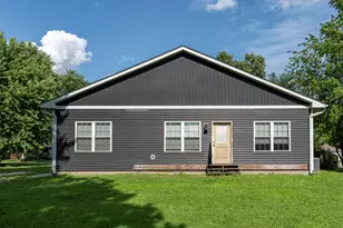 16 Grove St, Bristol, IL 60512 - Photo 23