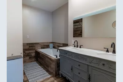16 Grove Street, Bristol, IL 60512 - Photo 13
