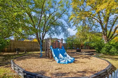 [Address not provided], Des Plaines, IL 60016 - Photo 13