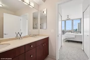 565 W Quincy St, Chicago, IL 60661 - Photo 9
