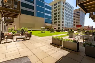 565 W Quincy St, Chicago, IL 60661 - Photo 17
