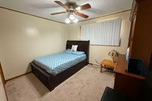 2444 Linden Ave, Waukegan, IL 60087 - Photo 7