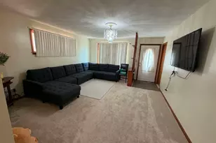 2444 Linden Ave, Waukegan, IL 60087 - Photo 5