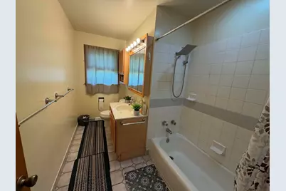 2444 Linden Avenue, Waukegan, IL 60087 - Photo 9