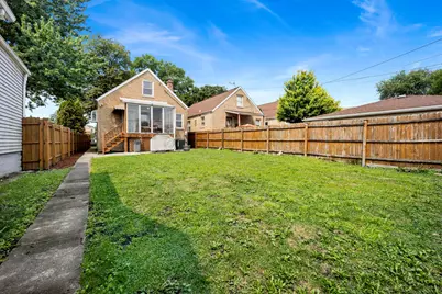 2623 N Melvina Avenue, Chicago, IL 60639 - Photo 33