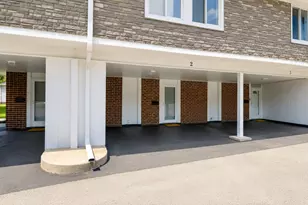 2 Cour Masson, Palos Hills, IL 60465 - Photo 3