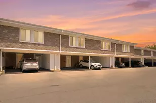 2 Cour Masson, Palos Hills, IL 60465 - Photo 17