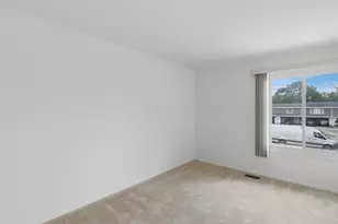 2 Cour Masson, Palos Hills, IL 60465 - Photo 9