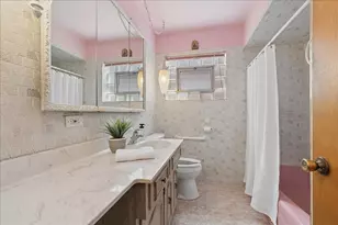 9313 S Pulaski Rd, Evergreen Park, IL 60805 - Photo 9