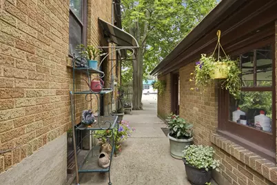 45 N Aldine Street, Elgin, IL 60123 - Photo 11