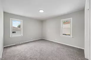 18316 Sherman St, Lansing, IL 60438 - Photo 15