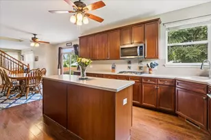 55 W Arden Ln, Round Lake, IL 60073 - Photo 11