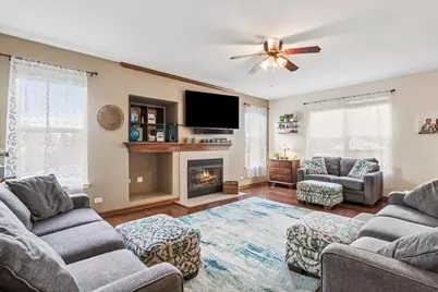 55 W Arden Lane, Round Lake, IL 60073 - Photo 7