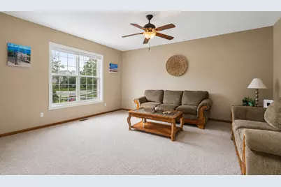 55 W Arden Lane, Round Lake, IL 60073 - Photo 3