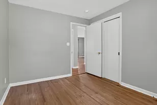 919 Vale St, Bloomington, IL 61701 - Photo 23