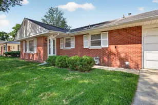 919 Vale St, Bloomington, IL 61701 - Photo 39