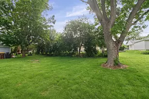 805 Garfield St, Harvard, IL 60033 - Photo 23